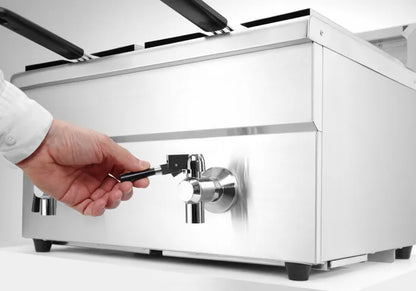 Friteuse à Induction Professionnelle HENDI Profi Line 2x 8L - 7000W, Robinet de Vidange & Précision