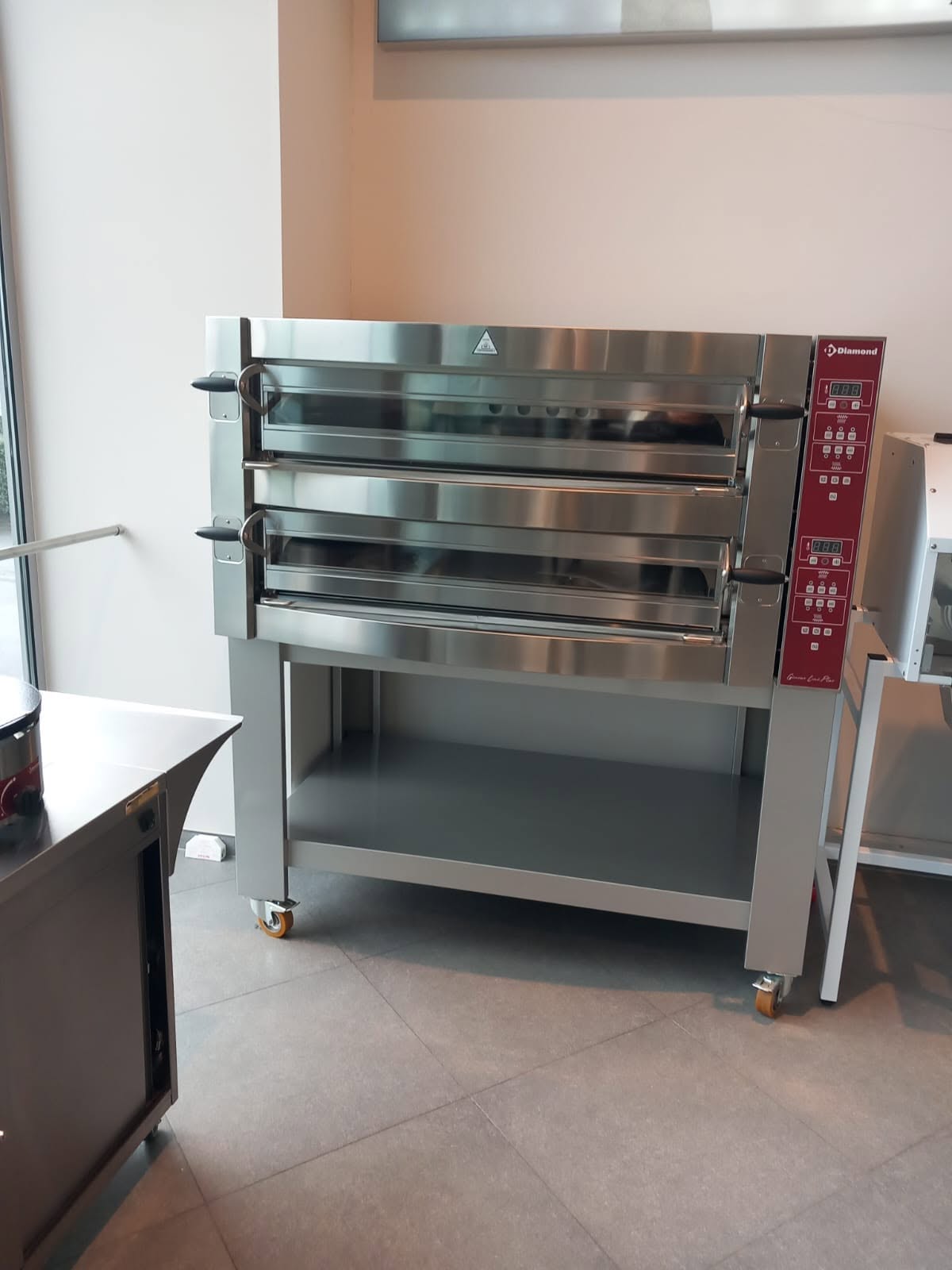 Déstockage! Four électrique, 2 chambres, 2x 6 pizzas 350 mm avec piètement