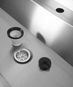 Évier inox 1 robinet 600mm bouchon de vidange et couvercle anti-éclaboussures inclus, à l'exclusion du robinet — Combisteel 7013.4600