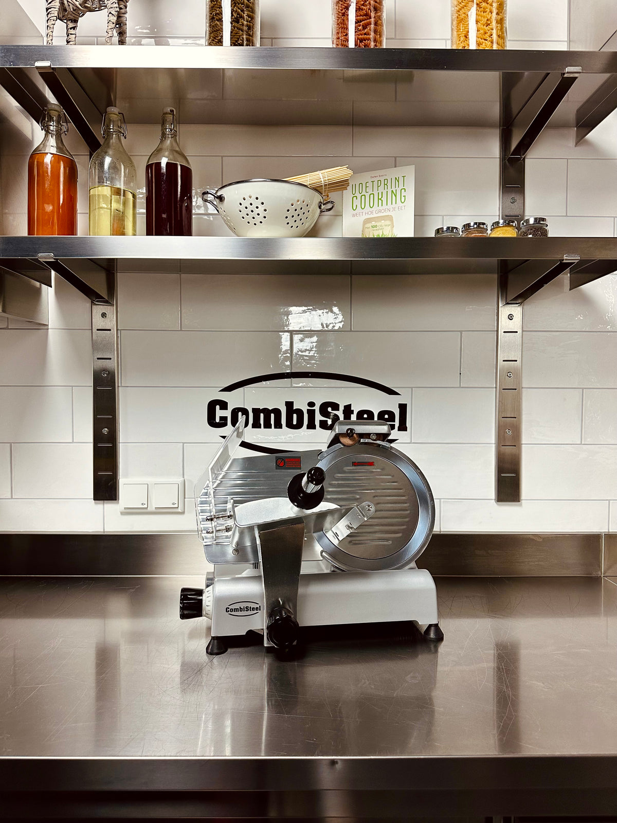 Trancheuse de viande 250 — Combisteel 7455.0145