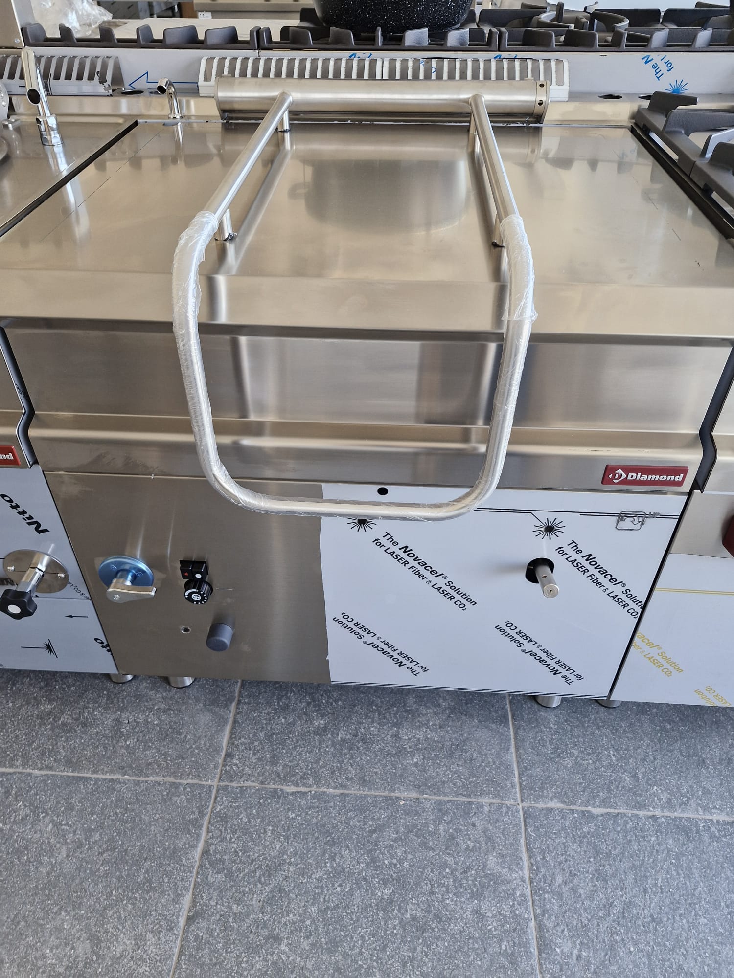Sauteuse gaz basculante 60L – Cuve inox | Modèle d'exposition