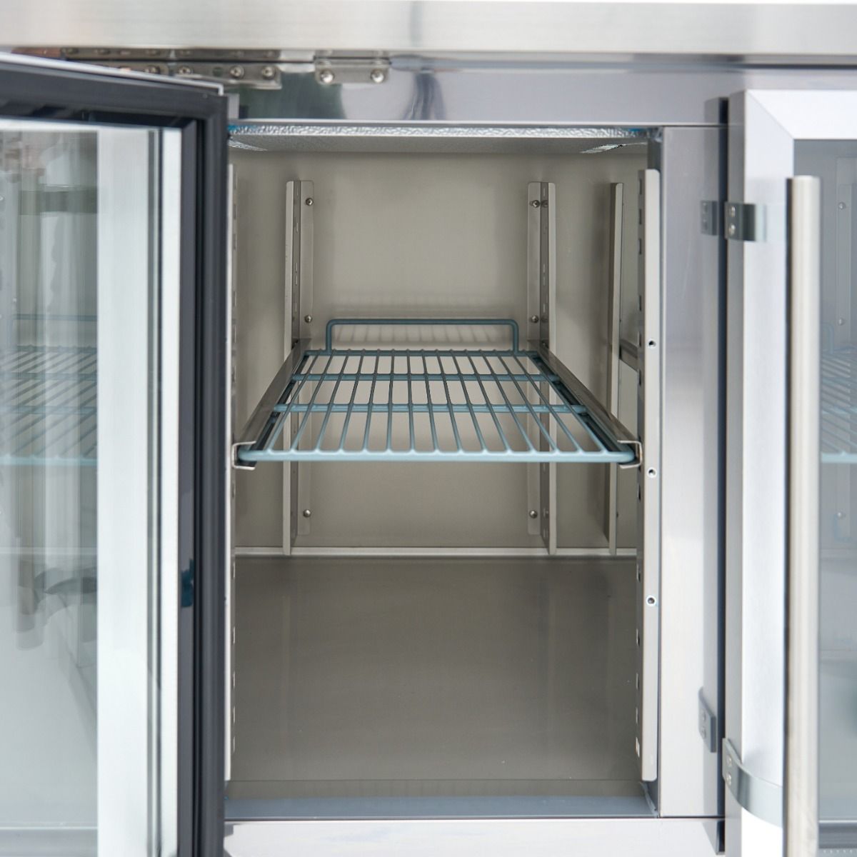 Réfrigérateur de comptoir - 223 cm - 4 portes vitrées – Maxima 09400409