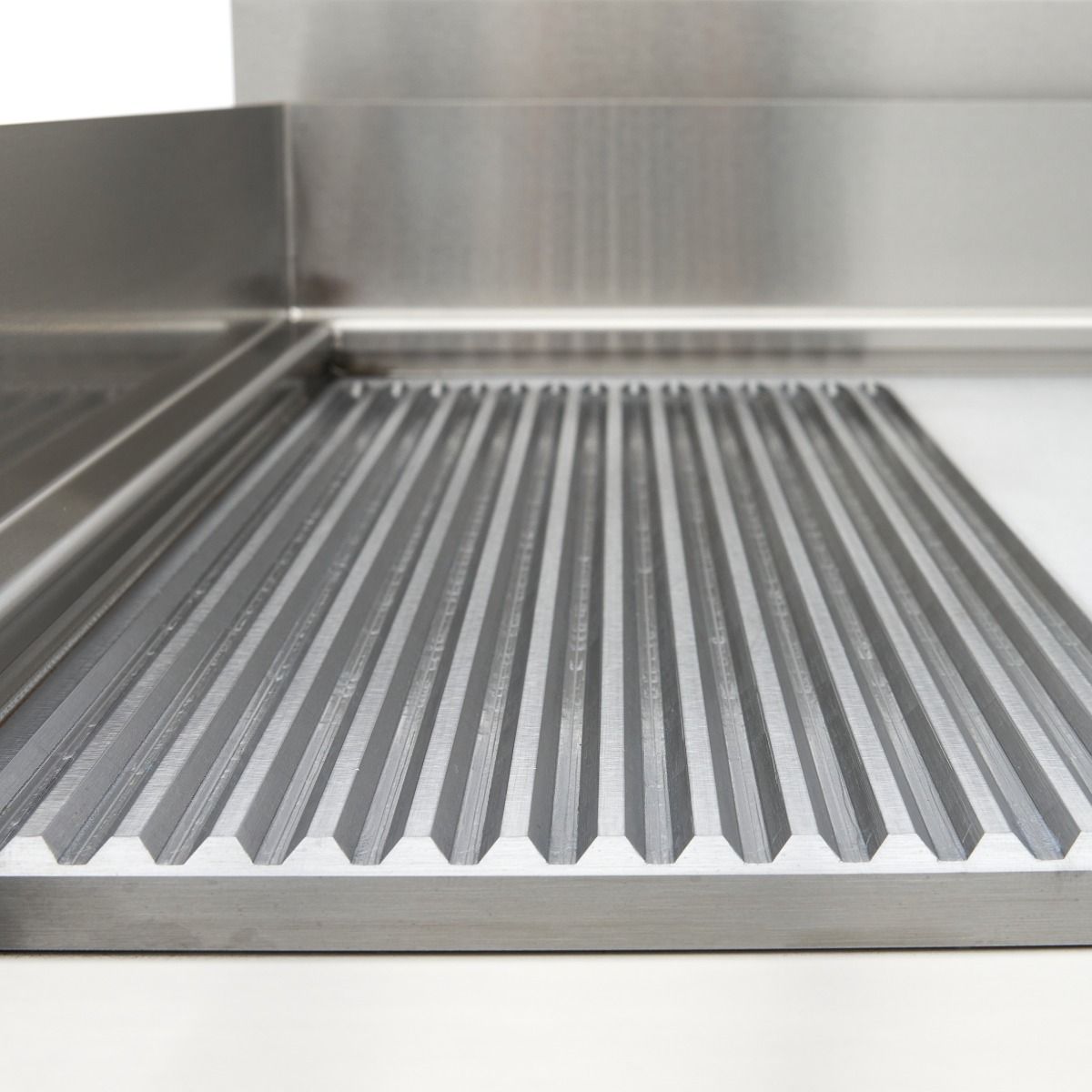 Plancha à induction 700 - lisse et rainurée - 10 000 W - double - avec support – Maxima 09371100