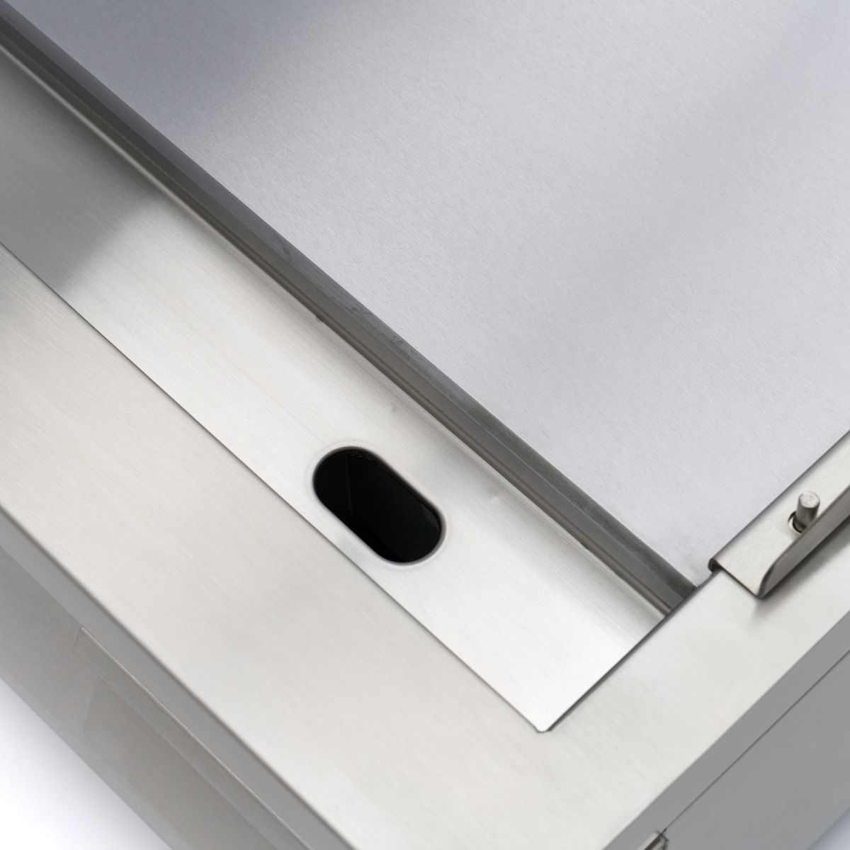 Plancha à induction 700 - lisse et rainurée - 5 000 W - double – Maxima 09371200