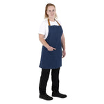 Tablier court Southside en denim bleu avec attaches marron clair — BA158