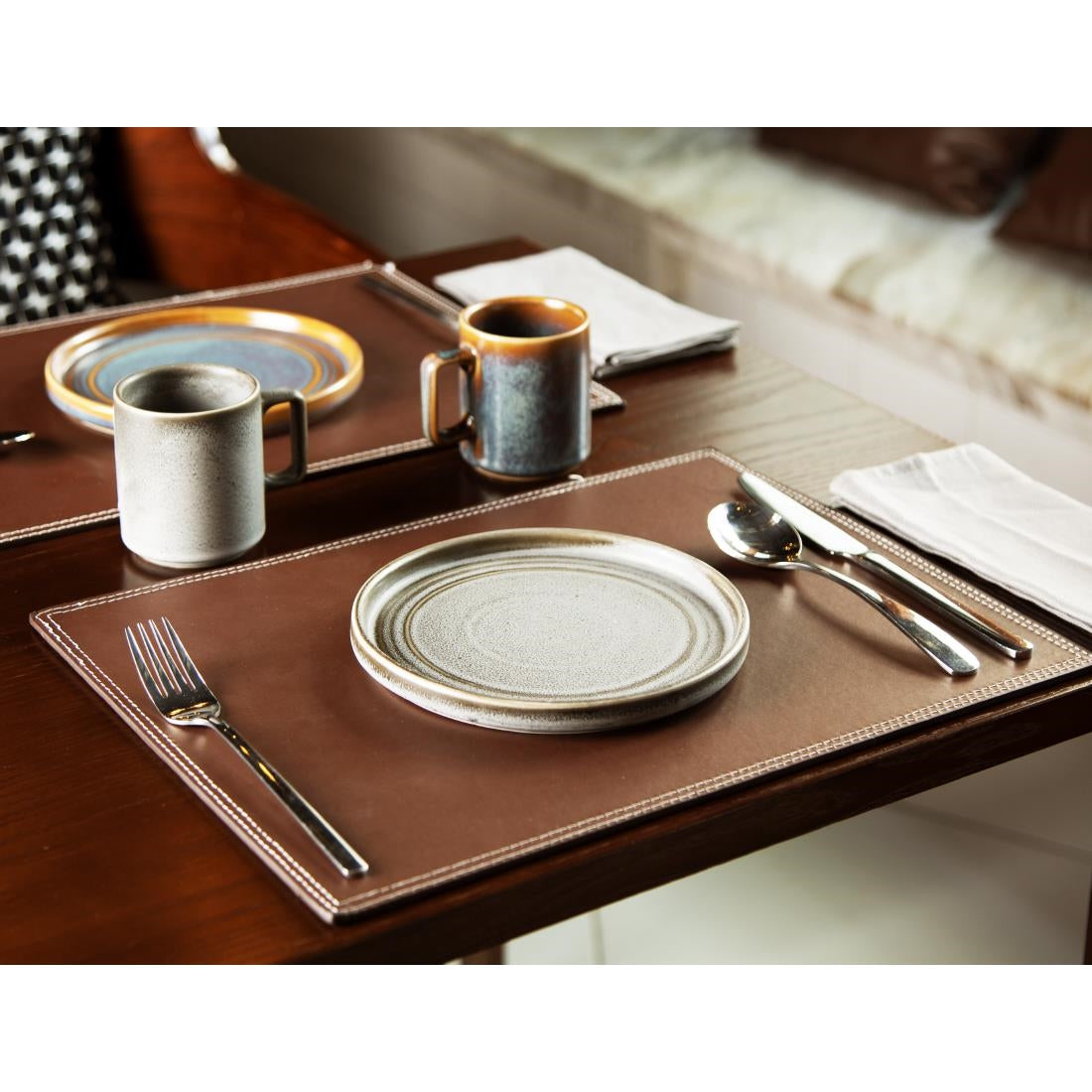 Set de table en simili cuir Olympia 300 x 400mm — CE298