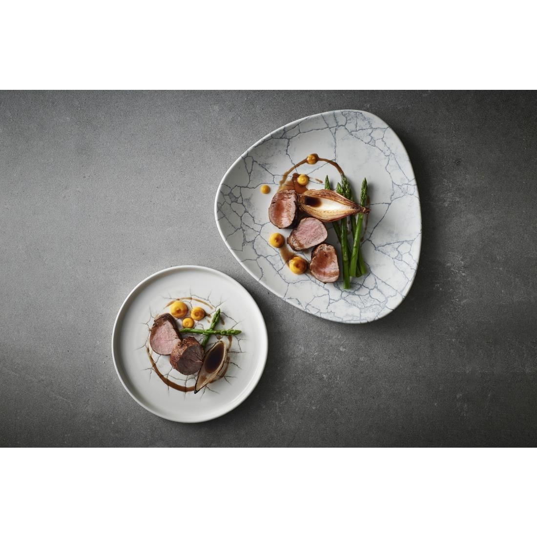 Assiettes triangulaires Churchill Studio Prints Kintsugi Pearl Lotus Grey 228mm (lot de 12) — CX694