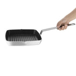 Poêle antiadhésive carrée fond rainuré Vogue 240mm — DL942
