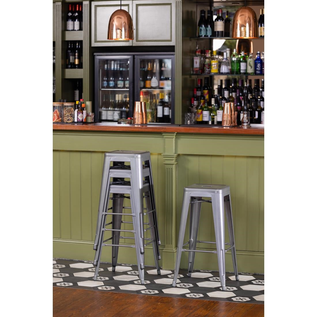 Tabourets hauts en acier galvanisé Bolero Bistro gris métalisé (lot de 4) — DM934