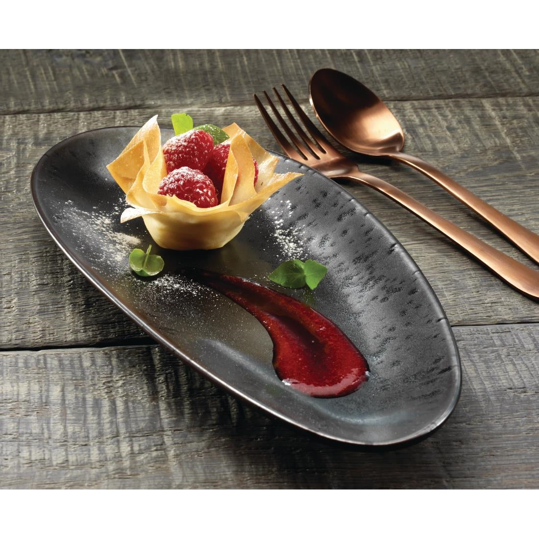 Assiettes ovales Olympia Fusion 357mm (lot de 4) — DR090