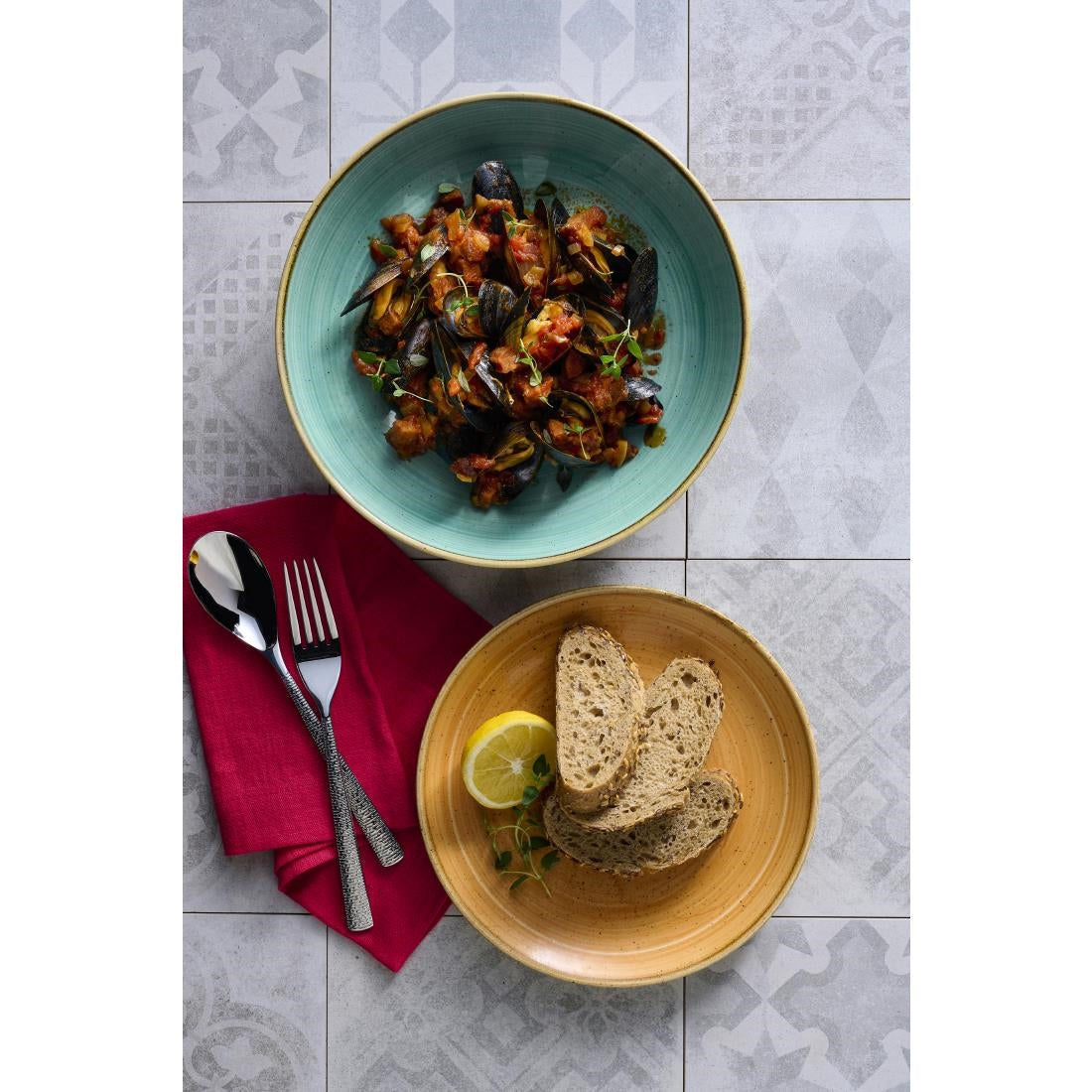 Assiettes avec rebord Churchill Stonecast Tangerine 288mm (Lot de 12) — DX772