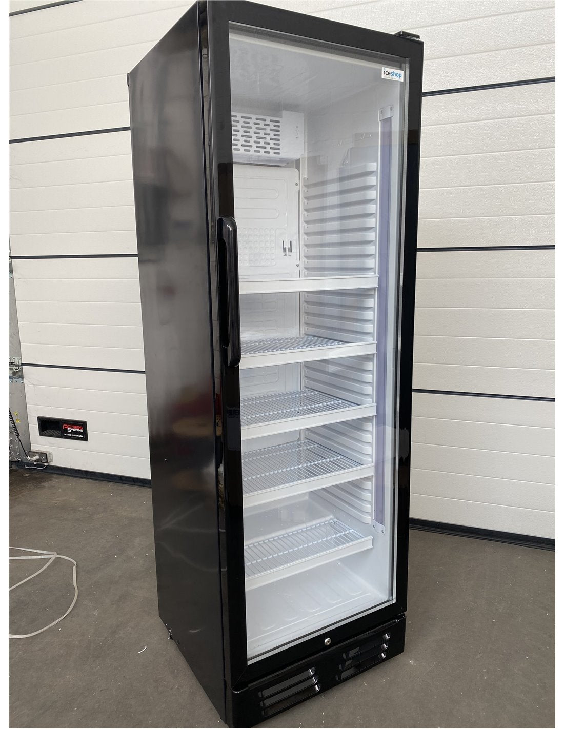 Vitrine Réfrigérée Boissons 380 L - Porte Vitrée Verrouillable