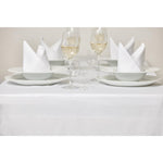 Nappe blanche bande de satin Mitre Luxury 1370 x 1780mm — GW420