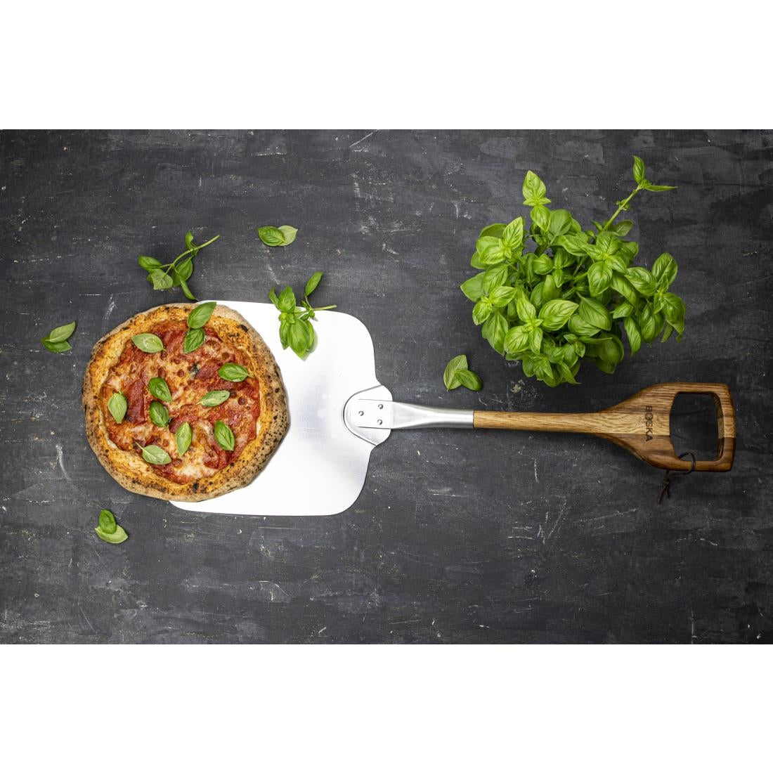 Grande pelle à pizza en bois Boska 740mm — HN794