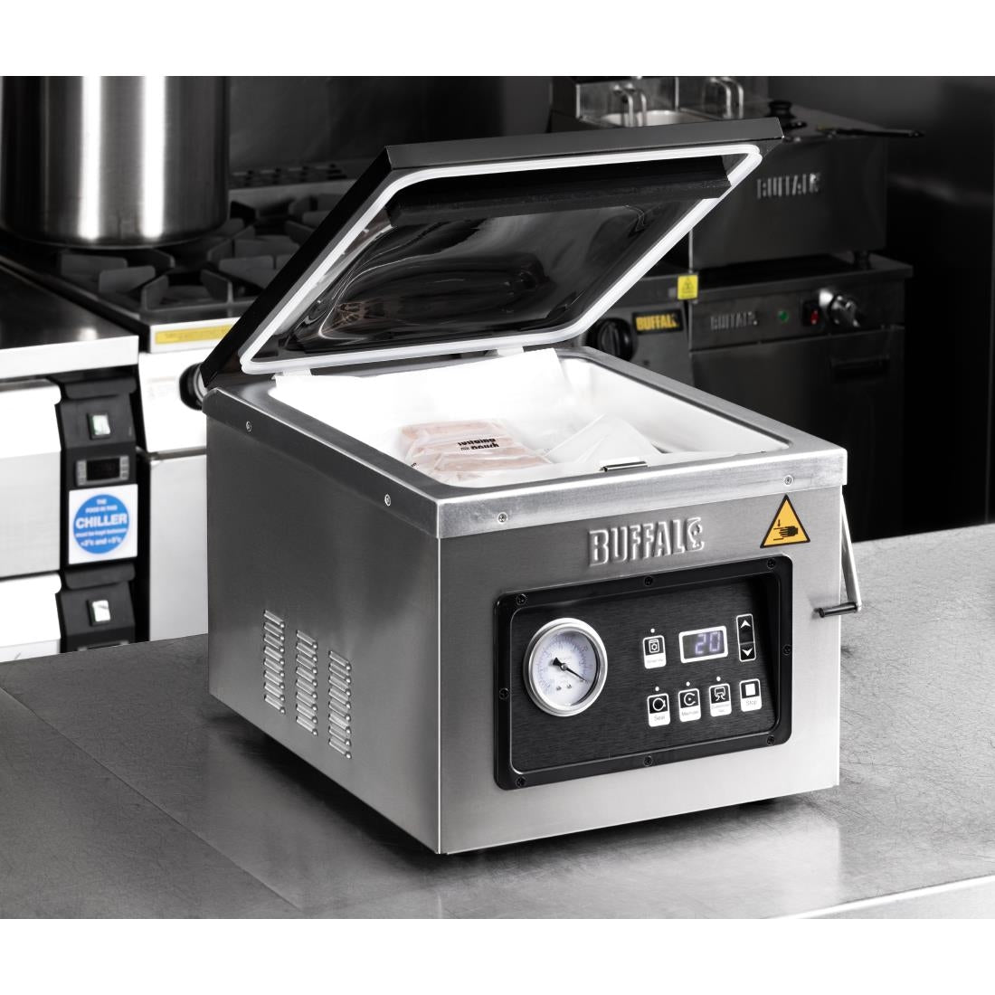 Machine de mise sous vide avec chambre et pompe à huile Buffalo 9L — HT497