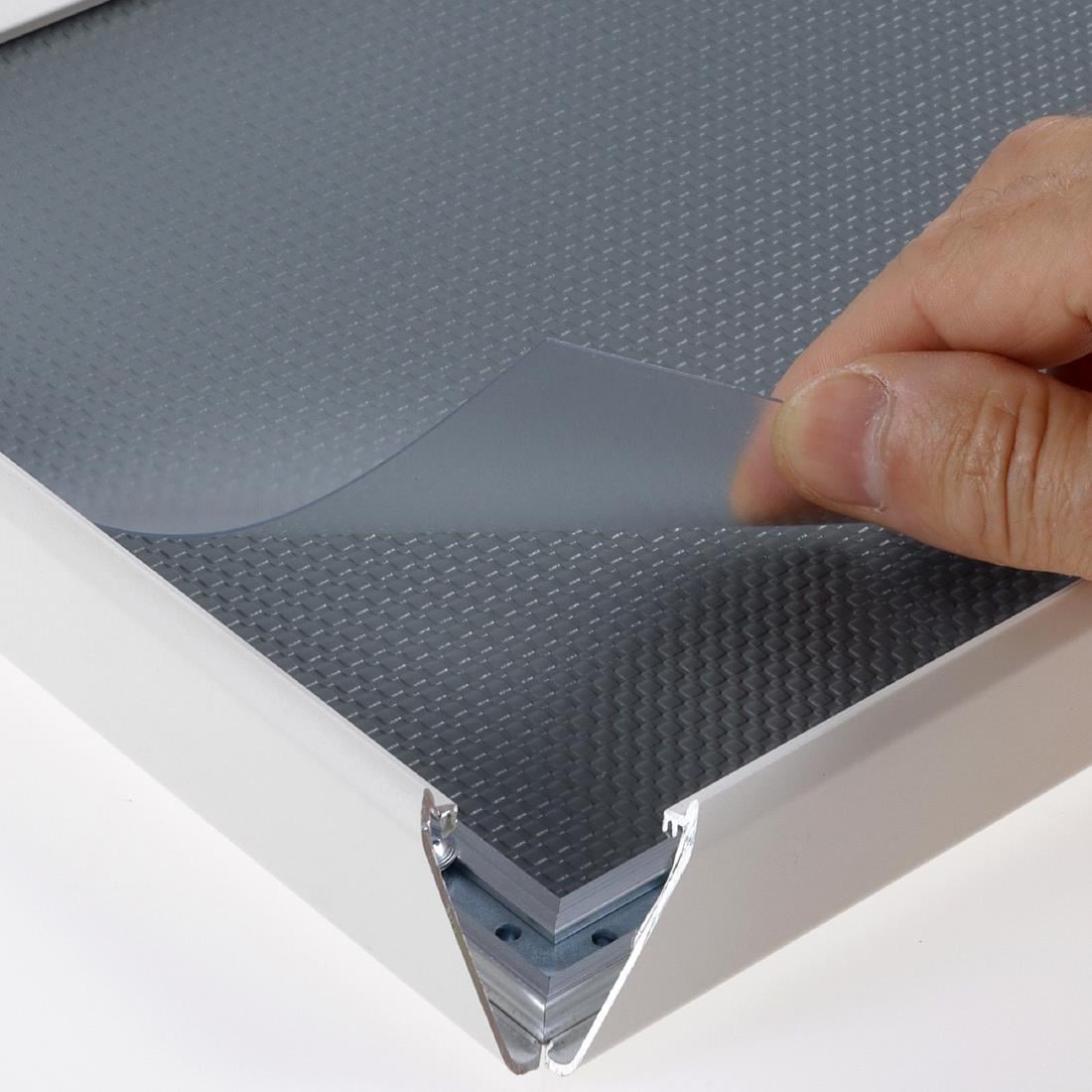 Cadre clipsable Europel A4 25mm blanc mat — HU446