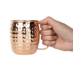Mugs en acier inoxydable martelé Olympia Barware 440ml cuivre — HY114