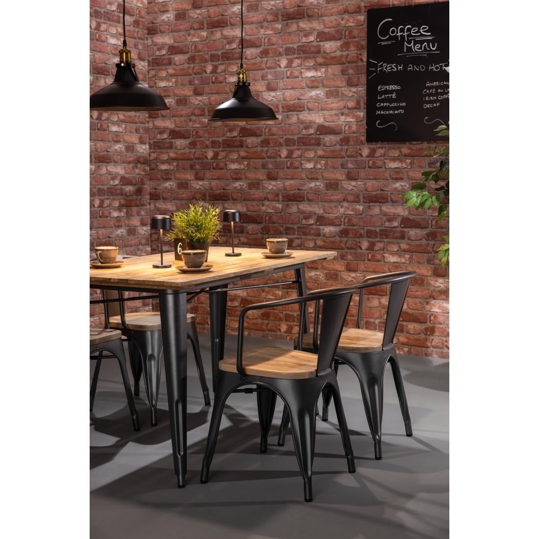 Table à manger à plateau à lattes en bois de manguier et piètement gris acier Bolero Bistro 1200 mm — HZ811