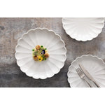 Assiettes festonnées Olympia Bloom blanches 276 mm (lot de 4) — JB395