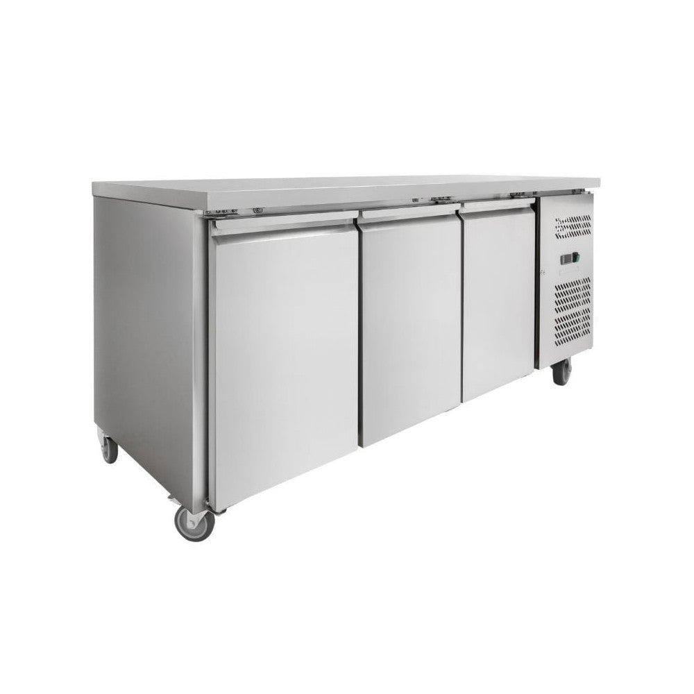 Professionele gekoelde werktafel - 3 GN 1/1 deuren (700 mm diepte)