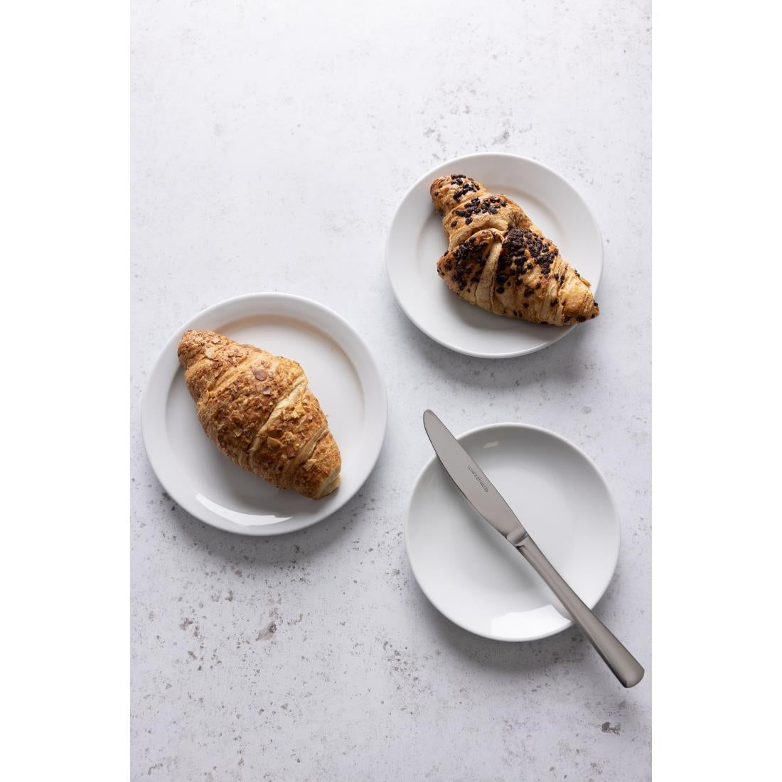 Assiettes plates rondes Olympia Whiteware 150mm (lot de 12) — U075