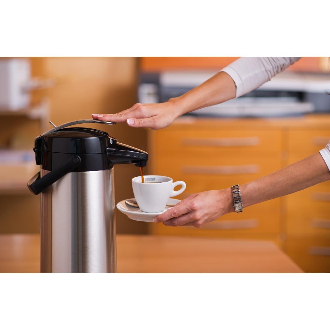 Pichet à pompe inox Bravilor Furento 2,2L — U900